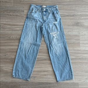 Levi’s medium wash baggy dad jeans